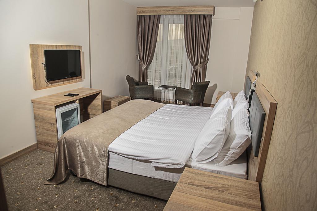 Remila Hotel Kocaeli Buitenkant foto
